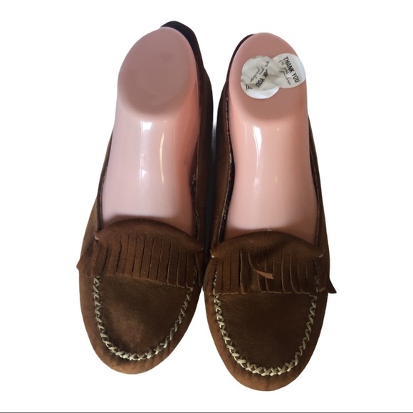 Beautiful Women’s Sued Camel color Size 8 - Picture 10 of 10